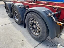 Schmitz Cargobull SCF 24 G Chassis / SAF + Disc / 1x Extendable /...