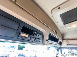 Mercedes-Benz ACTROS 2548