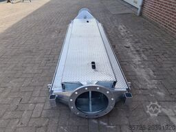 Leidingdrempel / road ramp