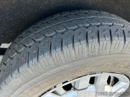 Peugeot Boxer 330 2.2 HDI L1H1 Premium / 204 dkm / 9 Se...