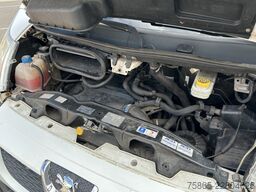 Peugeot Boxer 330 2.2 HDI L1H1 Premium / 204 dkm / 9 Se...