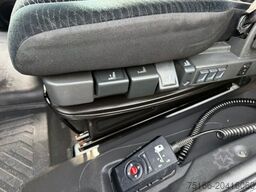 MERCEDES-BENZ ATEGO 818 L Pritsche/Plane 6,4 m LBW 1 T*SCHIEBE