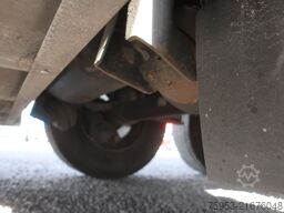 Schmitz Cargobull SKO 24 Rohrbahn Carrier Vector HE19