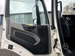 MERCEDES-BENZ ANTOS 1827 Kühlfahrzeug