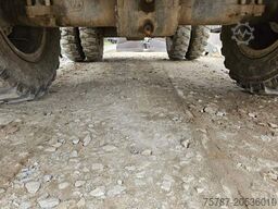 LIEBHERR A 904-2 C Litronic mit fahrbarer Kabine, Klima