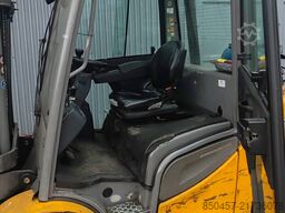 Jungheinrich TFG 430s 4.7m/ 3t /4 ventil