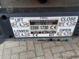 Renault D SERIE 250.14 - 05-BTT-5 - ALLE MILIEUZONE'S T...