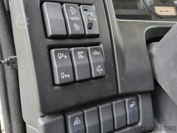 Renault D SERIE 250.14 - 05-BTT-5 - ALLE MILIEUZONE'S T...