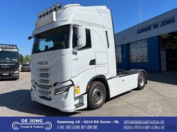 Iveco S-WAY 490 / Intarder / 2x Tank / New Tyres