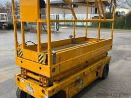 Haulotte Compact 8 - Scherenarbeitsbühne 8,2m, BJ 2021