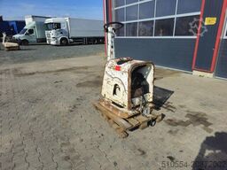 Weber CR 8 / Rüttelplatte