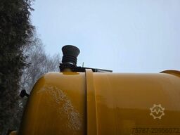 D-TEC Vlastuin/ Kesteren Gülleauflieger mit ADR