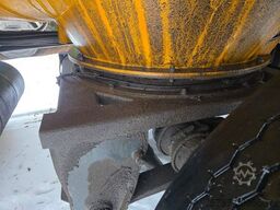 D-TEC Vlastuin/ Kesteren Gülleauflieger mit ADR