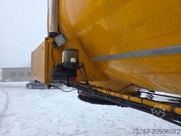 D-TEC Vlastuin/ Kesteren Gülleauflieger mit ADR