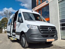 MERCEDES-BENZ 8 Sprinter Lord Light 22 Sitzer Vorlauffahrzeug