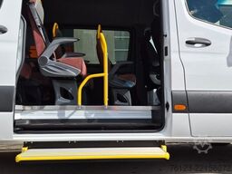 MERCEDES-BENZ 8 Sprinter Lord Light 22 Sitzer Vorlauffahrzeug