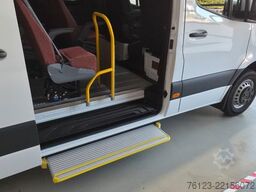 MERCEDES-BENZ 8 Sprinter Lord Light 22 Sitzer Vorlauffahrzeug