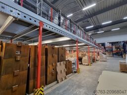 Lücht&Palm Systembaubühne