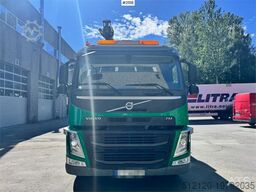 Volvo FM410 6x2 1 Chamber Waste Truck w/ Crane.