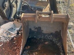 VOLVO EC 180 CL Bagger Bj 2010