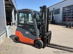 Toyota 8 FBM 20 T / 1.260 h!