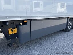 Schmitz Cargobull SKO 24 Bitemp Doppelstock Carrier Vector HE19 mt