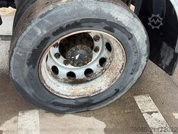 MAN 17.232 (6 CYLINDER / MANUAL PUMP / PÖMPE MANUELLE)