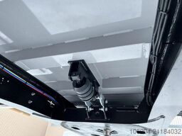 REISCH Sattelauflieger Alu Box