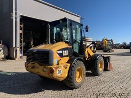 Caterpillar 908M