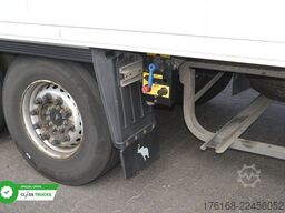 SCHMITZ CARGOBULL SKO FP 45 ThermoKing SLXi 300