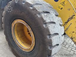 Shovel WA270 8 - Gebruikt