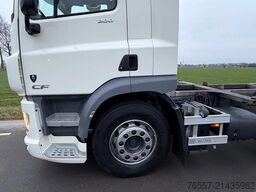 DAF CF 300 CF 300 BDF of Chassic cabine.  MOOIE  NE...