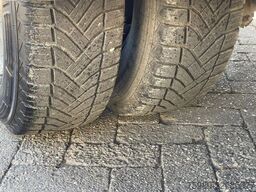 Mercedes-Benz 711 D open truck. 5.10 m long cargo, 3 seats. V...