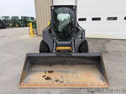 John Deere 320G