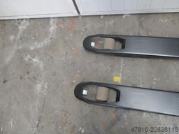 TOYOTA LWE140