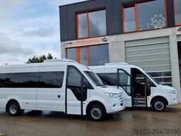 MERCEDES-BENZ 2 x 517 Lord Comfort XXL Lagerfahrzeug 23 SS