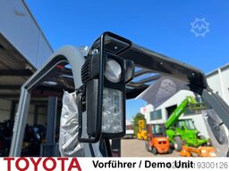 Toyota 02-8 FGF 30, Demo