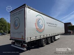 Schmitz Cargobull Curtainsider Coil Getränke