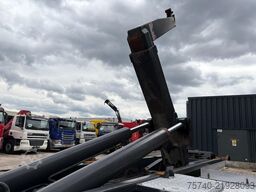 Renault Premium 370DXI + HMF 1430 K3 + 6X4 + HOOKSYTEM ...