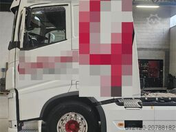 Volvo FH540 6x4 tractor unit