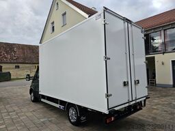 Iveco Daily 35S18HA8 Automatik 3.0 Koffer 4,2 M. LED