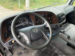 Mercedes-Benz Actros 1836 4x2 Koffer/HB / Swiss-Vehicle