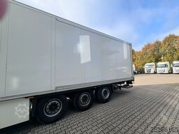 SCHMITZ CARGOBULL SKO 24/L - COOL V7, Carrier MT (LBW) + Vorh.