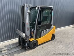 Jungheinrich EFG320