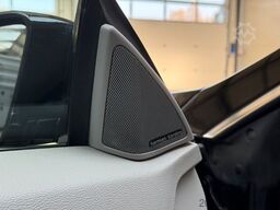 MERCEDES-BENZ E 220 CDI Cabrio BlueEfficiency