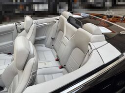 MERCEDES-BENZ E 220 CDI Cabrio BlueEfficiency