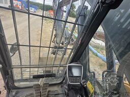 Hyundai HX300A