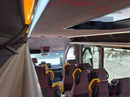 MERCEDES-BENZ 30 Sitzer Schul- Transferbus 519 Vorlauffahrzeug