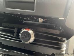 MAN TGE 3.180 Pritsche DOKA LR 4x4 ACC LED DIFF-SPER