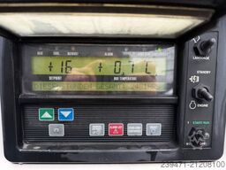 Närko Sideloader Kühl Carrier Vector 1850